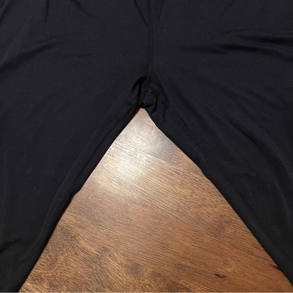 Vuori Black Track Pants - Picture 9 of 13